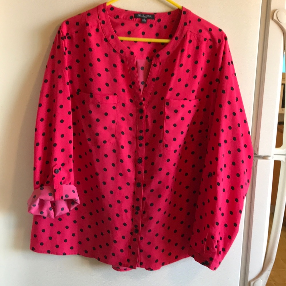 Red polka dot top with pockets and sleeve options